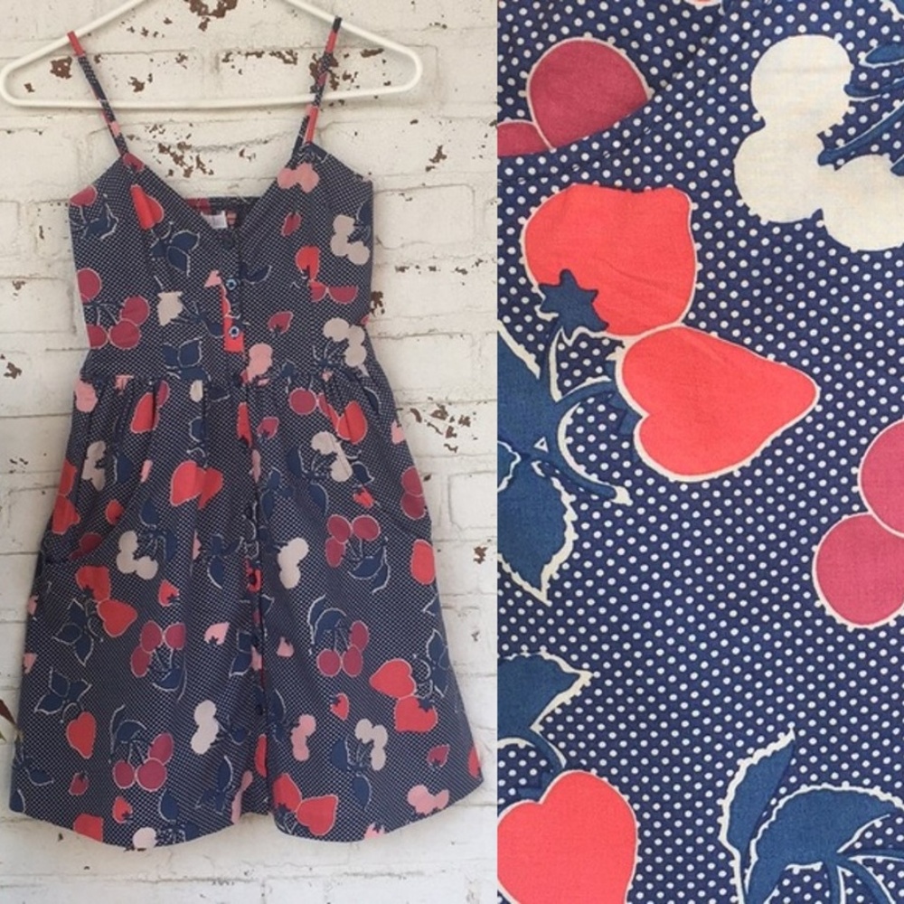 Cotton dress w/ cherries and strawberries